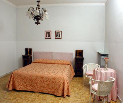 VILLA FIORITA