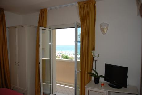 HOTEL ALEXANDER
