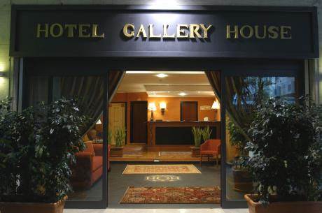  GALLERY HOUSE
